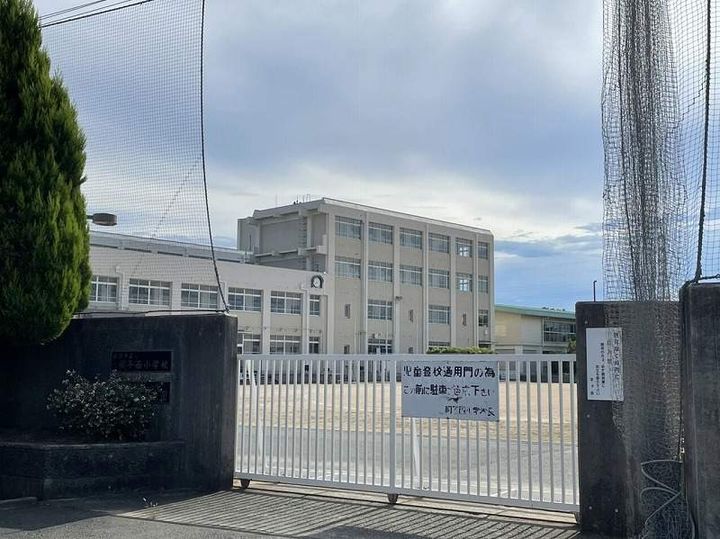 レオパレスMsフレーズ伍番館105の周辺
