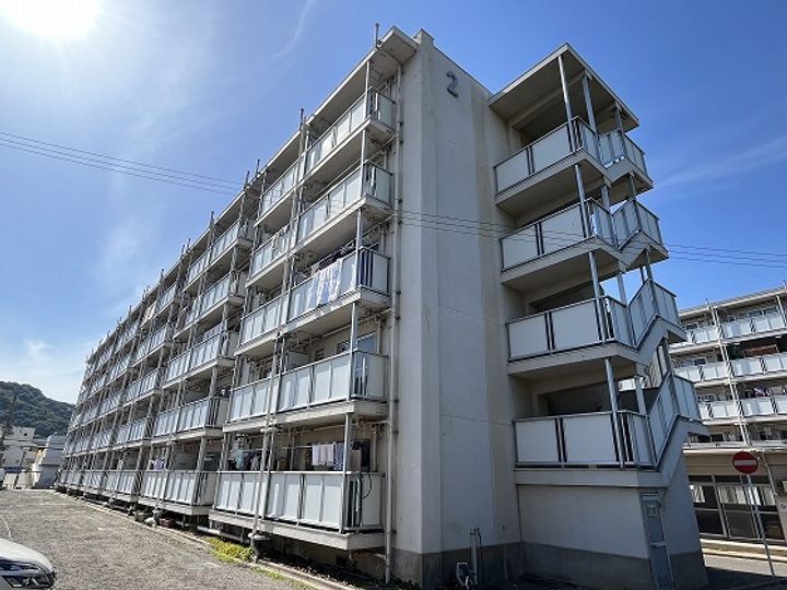 ビレッジハウス西夢前第二2号棟の外観