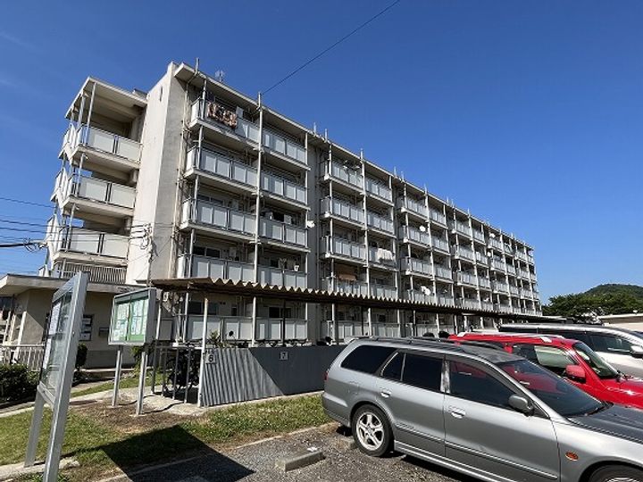 ビレッジハウス西夢前第二1号棟0503の外観