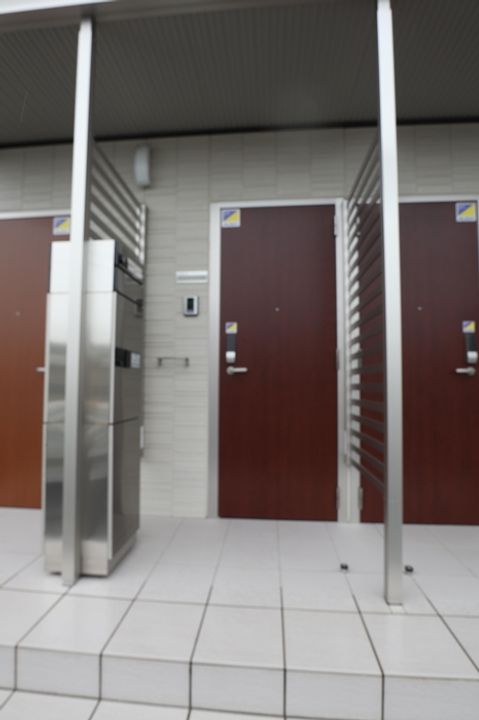 ラポールメゾンの玄関
