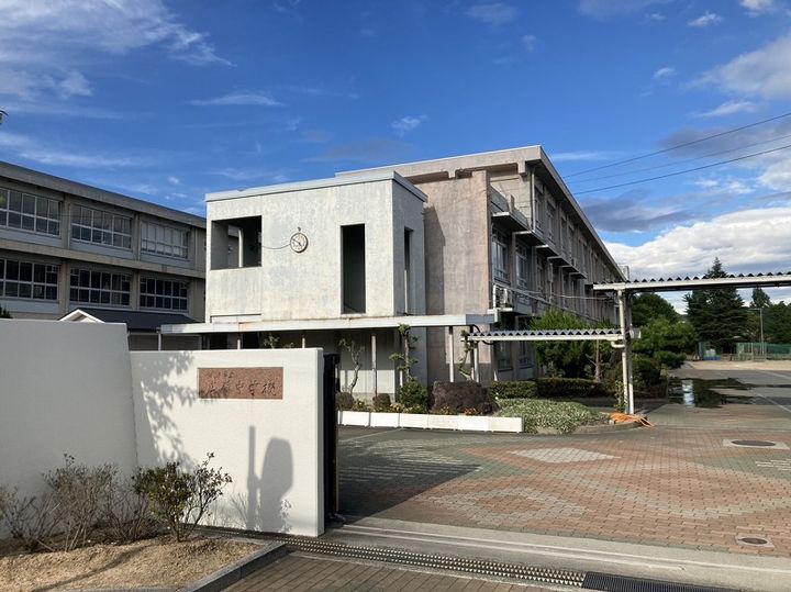 ジュネス白国310号室の周辺