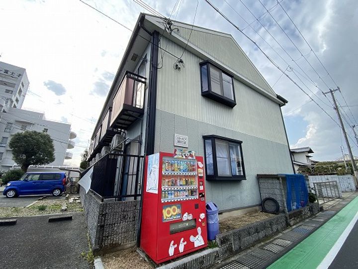 エステートピアセルベイユⅡ102の外観