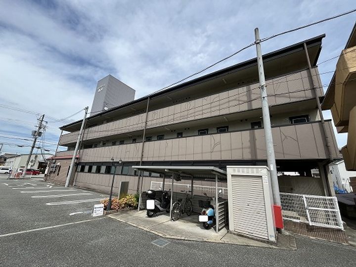 レジデンス西庄208の外観