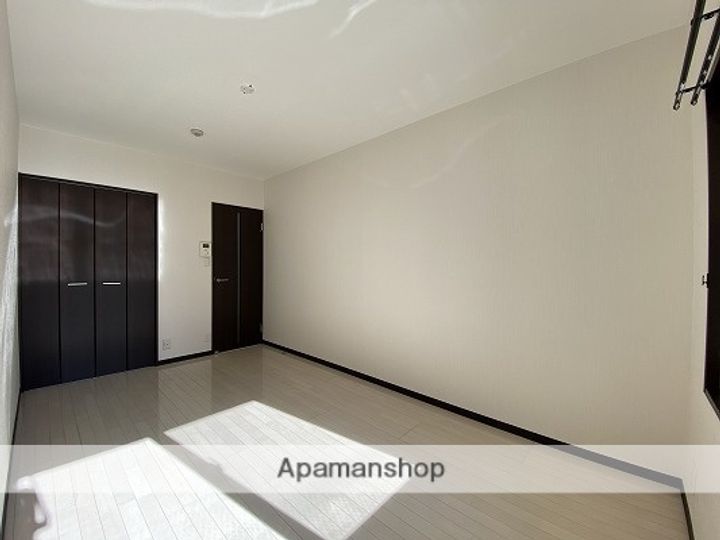 兵庫県姫路市飾磨区清水の賃貸マンション201の内装