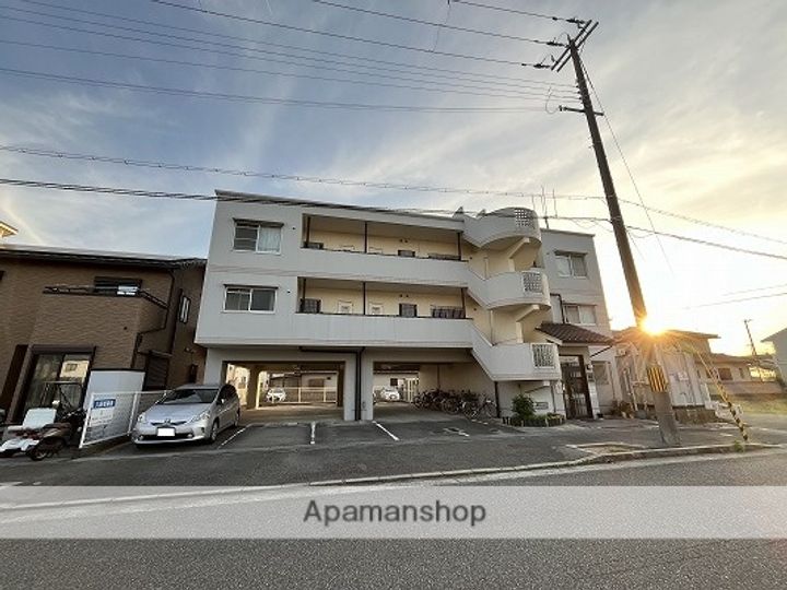 アパルト永良川202の外観