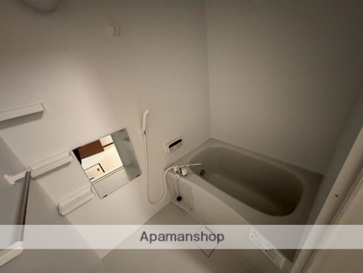 コンフォール清水105の風呂