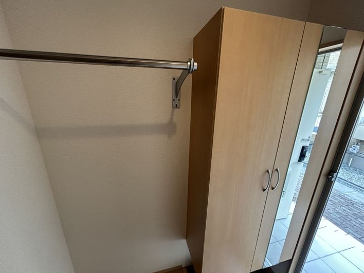 セジュール狭間 B棟の玄関