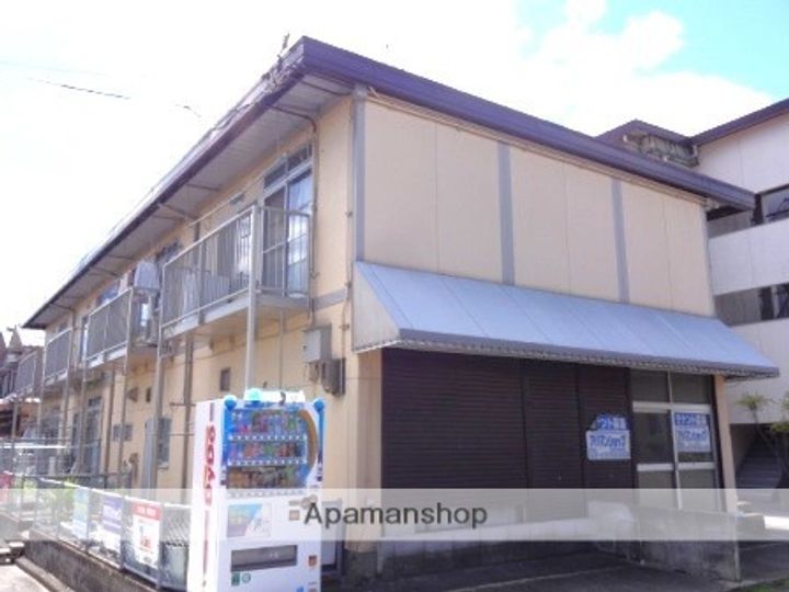 松島ハイツの外観