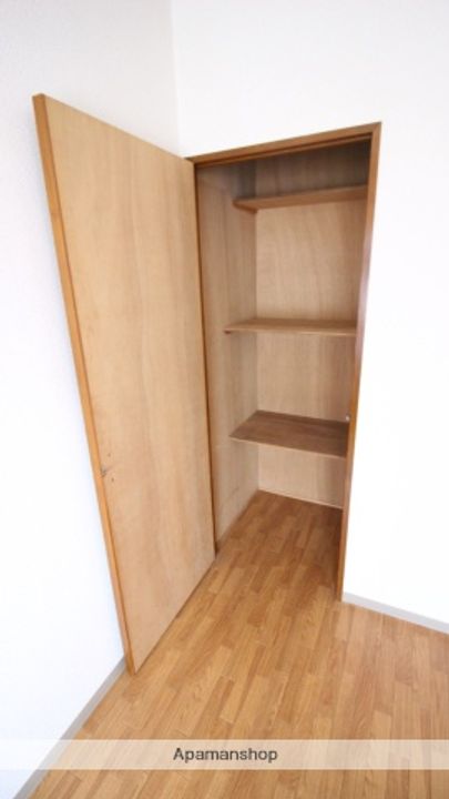 クリスタルハイツのその他画像