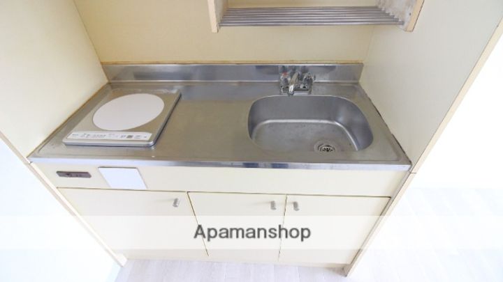 三和ハイツ西棟のキッチン