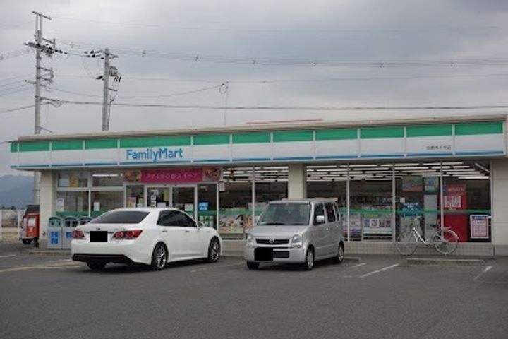アルバーダの周辺