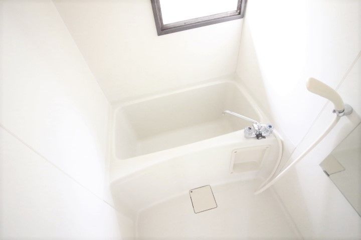 奈良県桜井市大字浅古の賃貸マンションの風呂