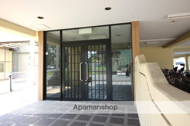 グリーンコロナル405の外観