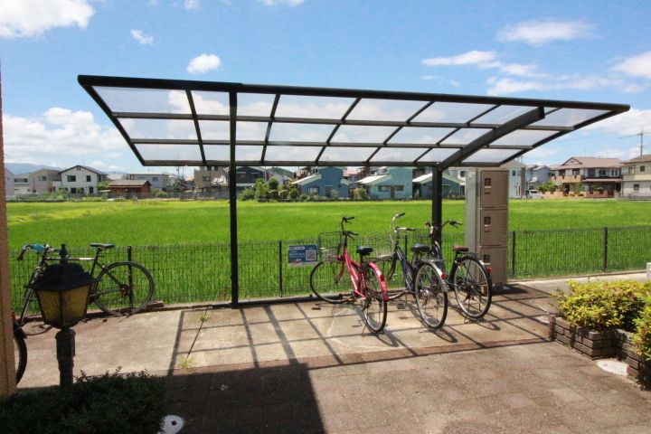 パセオ・ブルージュ102の外観