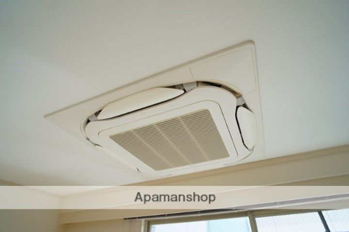 ビルまあぁろの内装