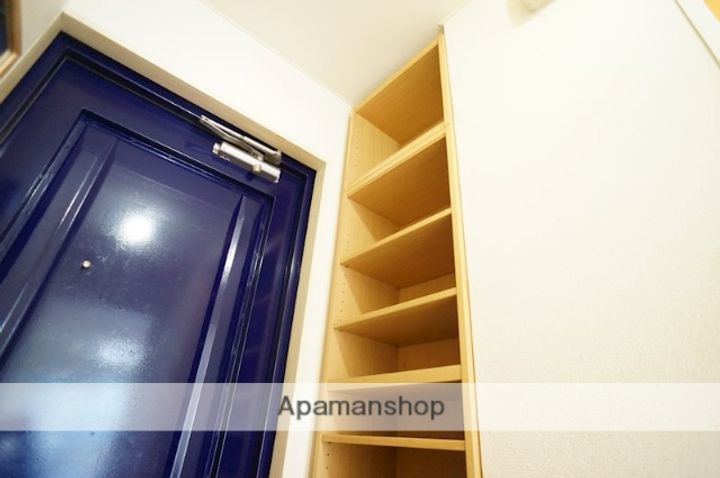 カレント・一条の内装