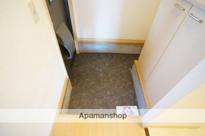 奈良県奈良市芝辻町の賃貸アパートの玄関