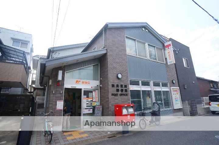 セントポーリアの周辺