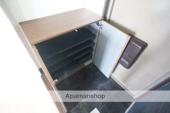 フリーデ北風呂の玄関