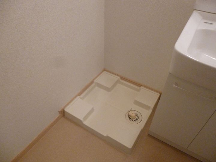 サンシャイン 富雄駅前のその他画像