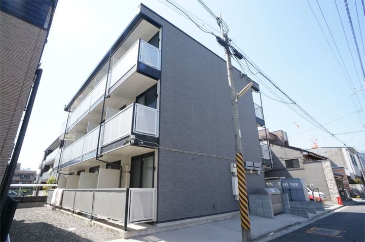 レオパレスプレミエ エトワールの外観