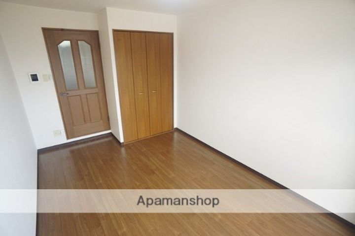 リバティ・クレールの居間