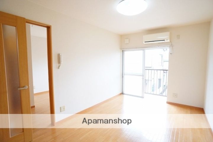 レジデンスアキシノの居間