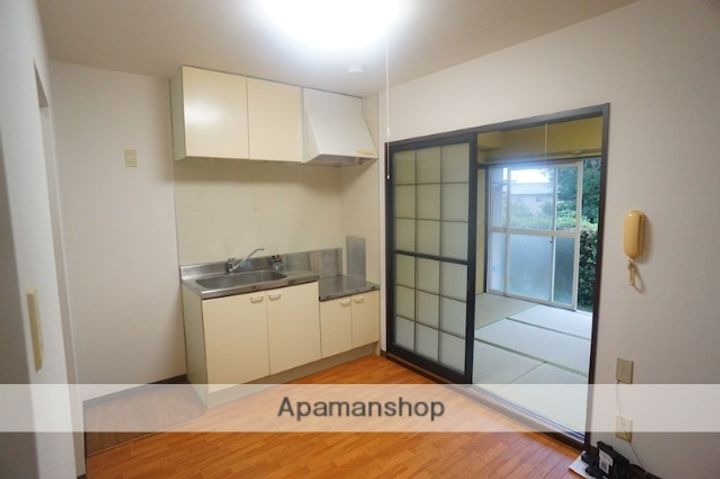 奈良県奈良市五条2丁目の賃貸アパートの居間