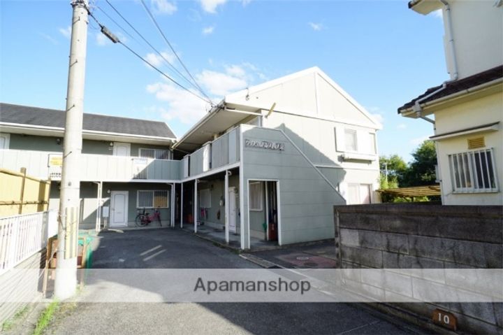 奈良県奈良市五条2丁目の賃貸アパートの外観