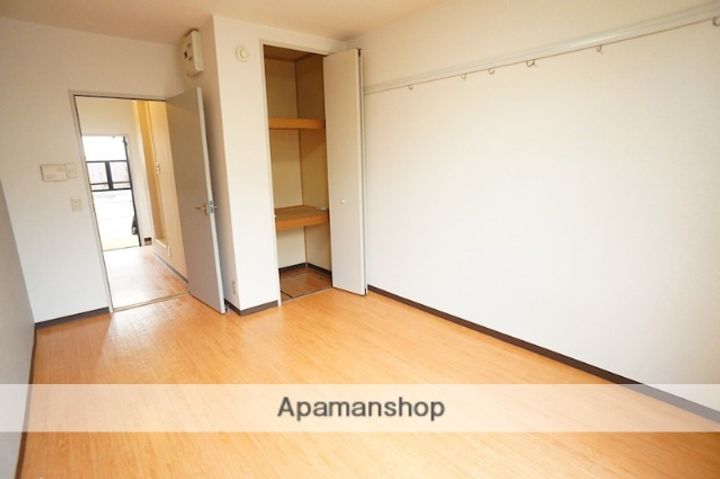 トゥールビヨンの居間