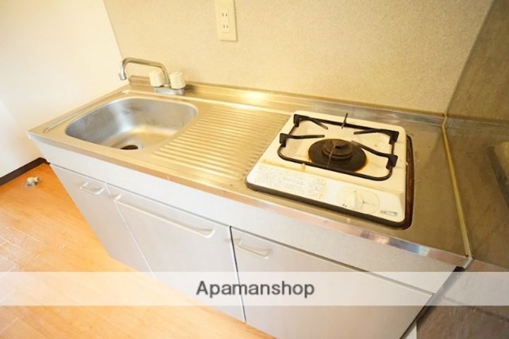 トゥールビヨンのキッチン