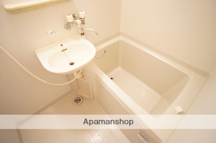 トゥールビヨンの風呂