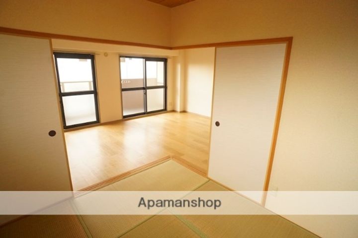 ヴェルドミールの内装