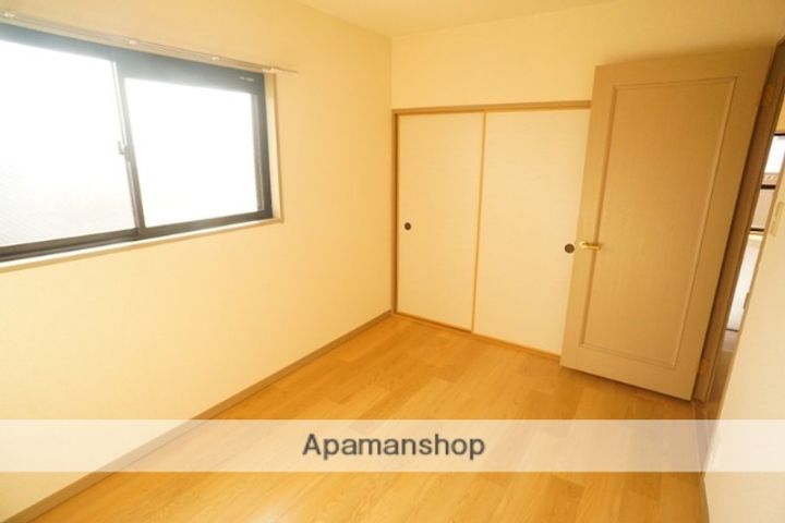 ヴェルドミールのその他画像