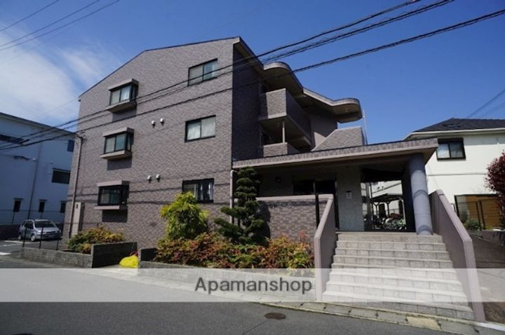 ヴェルドミールの外観