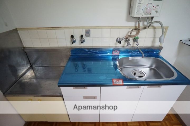 奈良県奈良市秋篠新町の賃貸マンションのキッチン