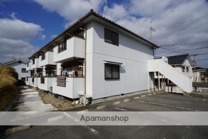 フロンティアの外観