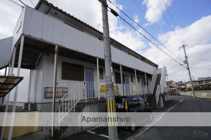 フロンティアの外観