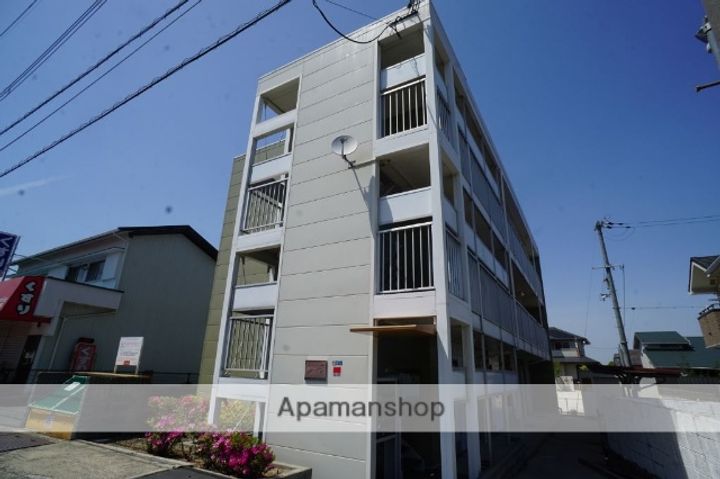 レオパレスグリシーナの外観