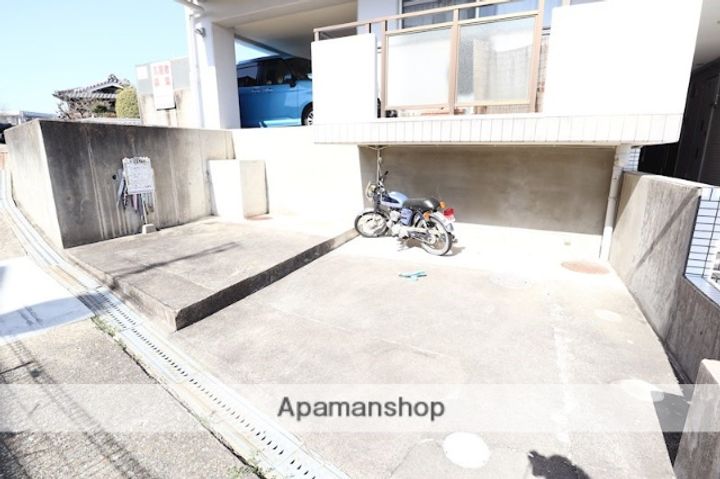 ロイヤルハイツ東生駒の内装