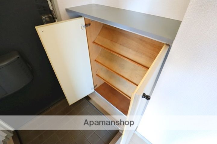 アルファ生駒の内装