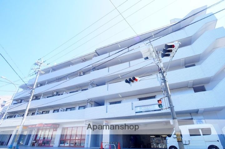 メゾン大和東生駒の外観