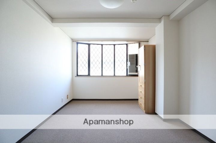 奈良県生駒市元町1丁目の賃貸マンションの内装