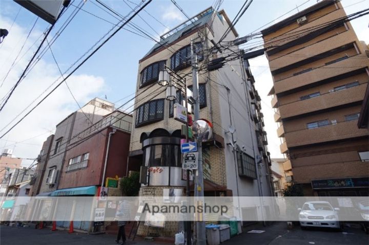 奈良県生駒市元町1丁目の賃貸マンションの外観