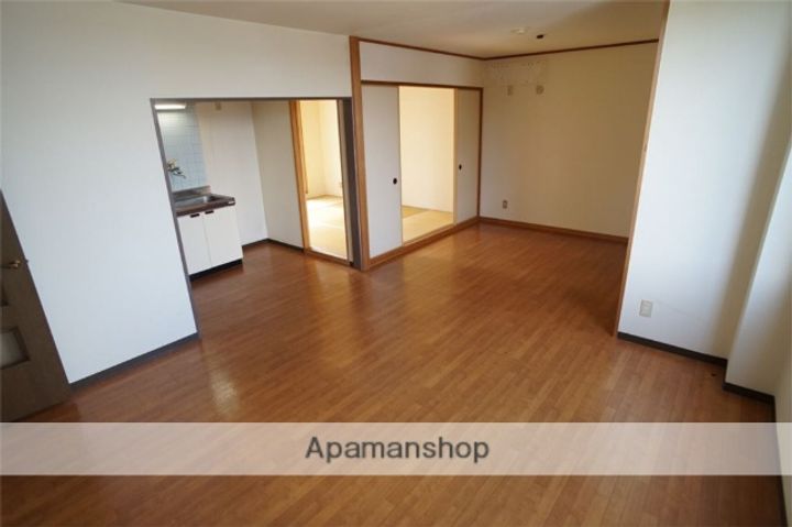 アーバンアネックスの居間