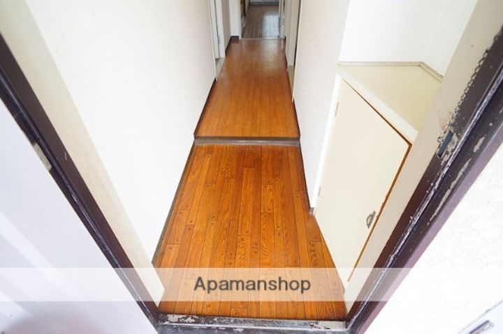 和州ビルの内装