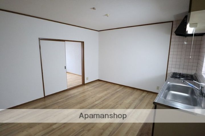 ラ・フォーレ前栽の内装