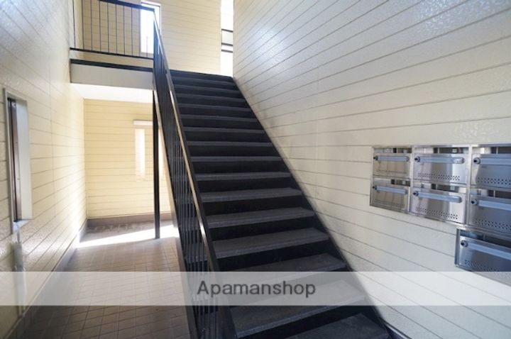 ラ・フォーレ前栽の内装