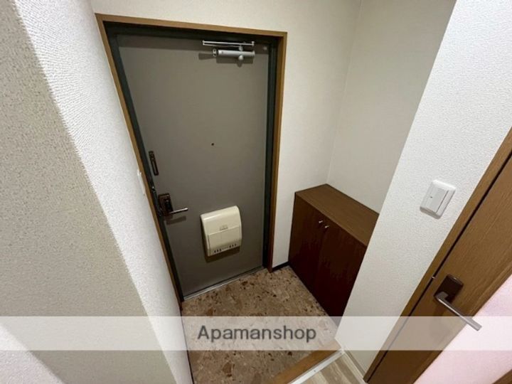 サンライズマツモトの玄関