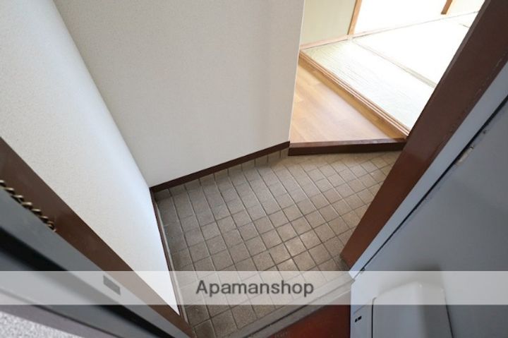 奈良県天理市川原城町の賃貸マンションの内装